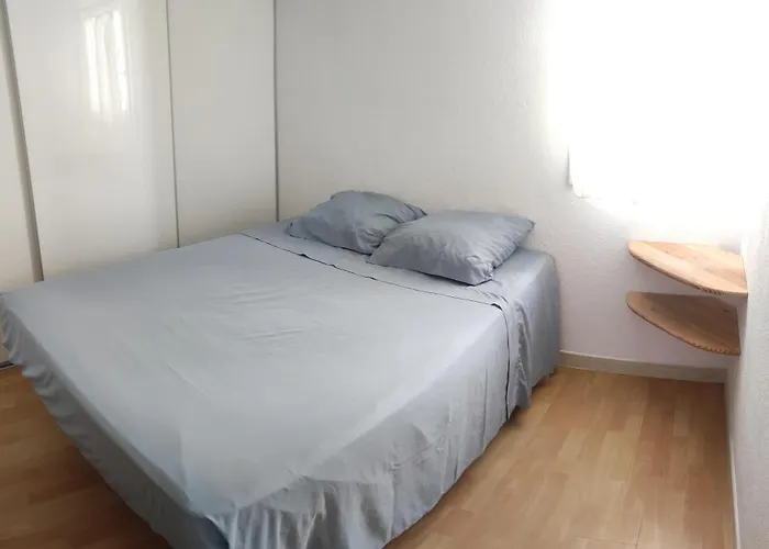Apartamento - T.2 - *